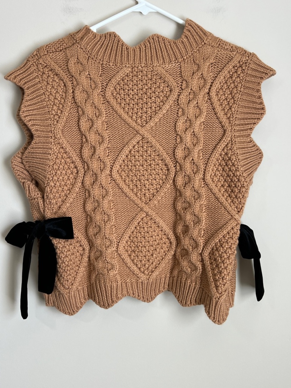 NWOT Hyacinth House Sweater Vest Sleeveless Cableknit Sz Small Tan - Picture 4 of 8